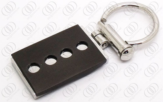 Чернота Keychain нержавеющей стали способа квадратная покрынная с винтом открытым и близким
